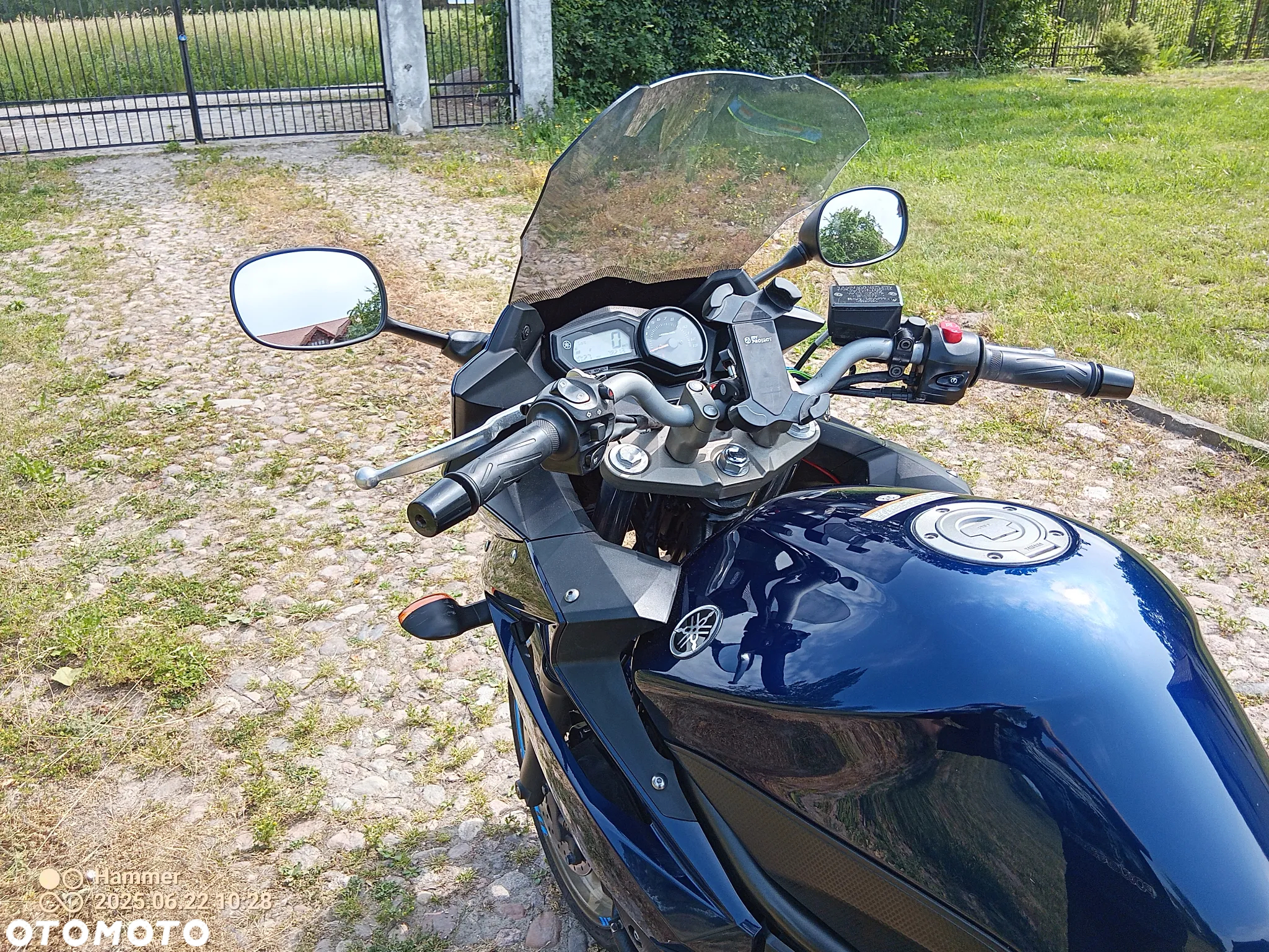 Yamaha XJ - 6