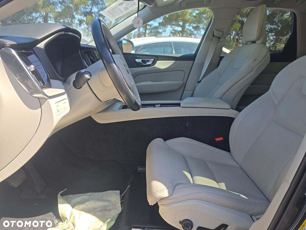 Volvo XC 60 - 7
