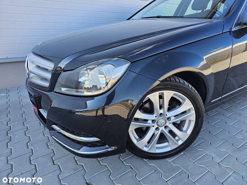 Mercedes-Benz Klasa C 180 CDI 7G-TRONIC Avantgarde Edition - 2