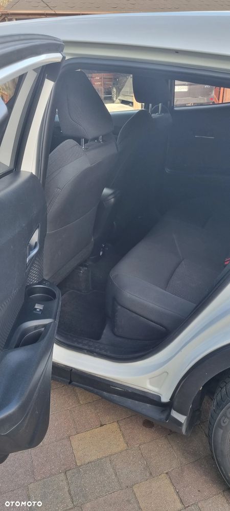 Toyota C-HR - 9