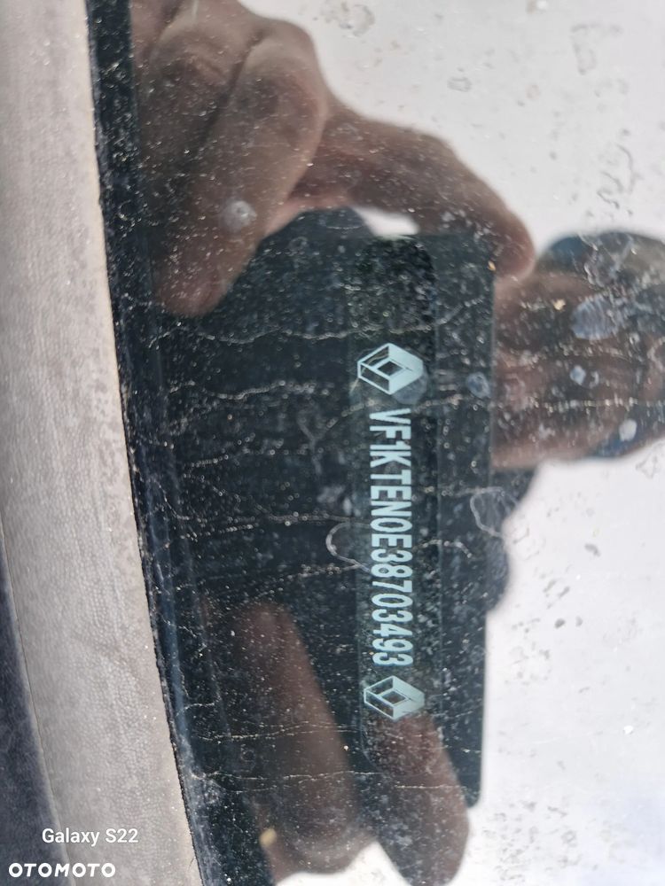 Renault Laguna dCi 150 FAP Initiale - 23