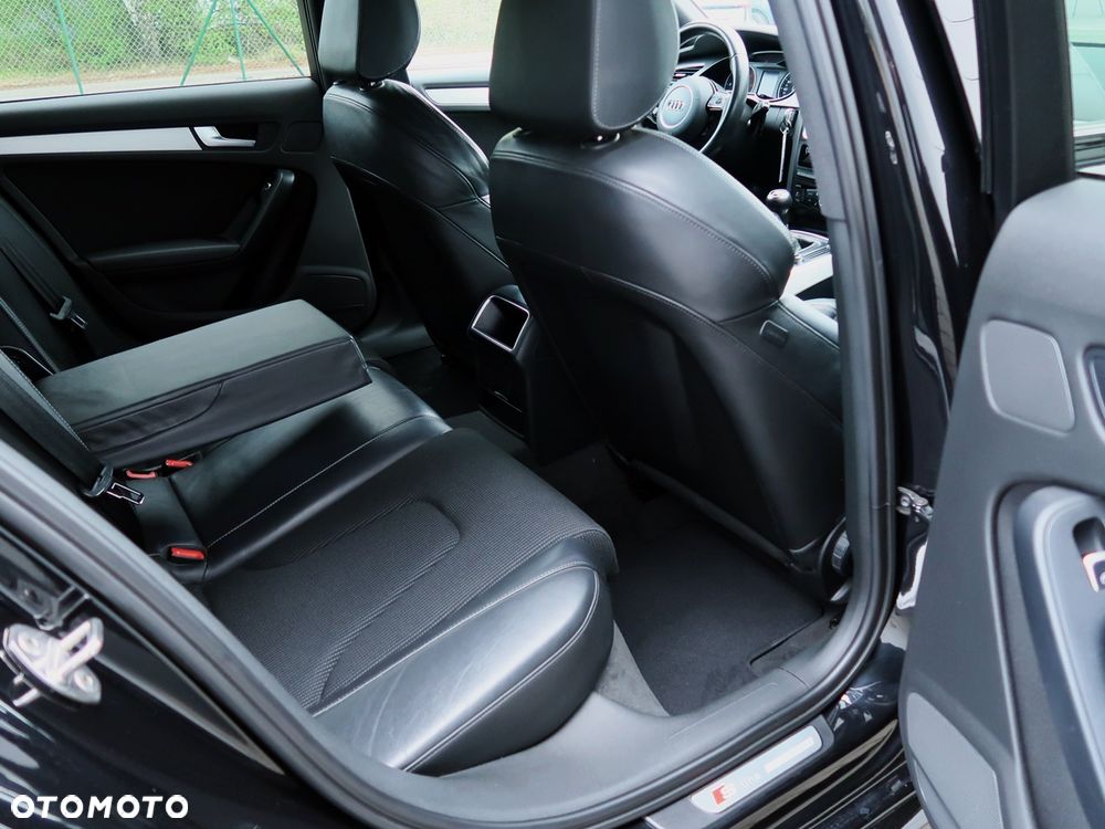 Audi A4 Avant 2.0 TDI DPF S line Sportpaket - 8
