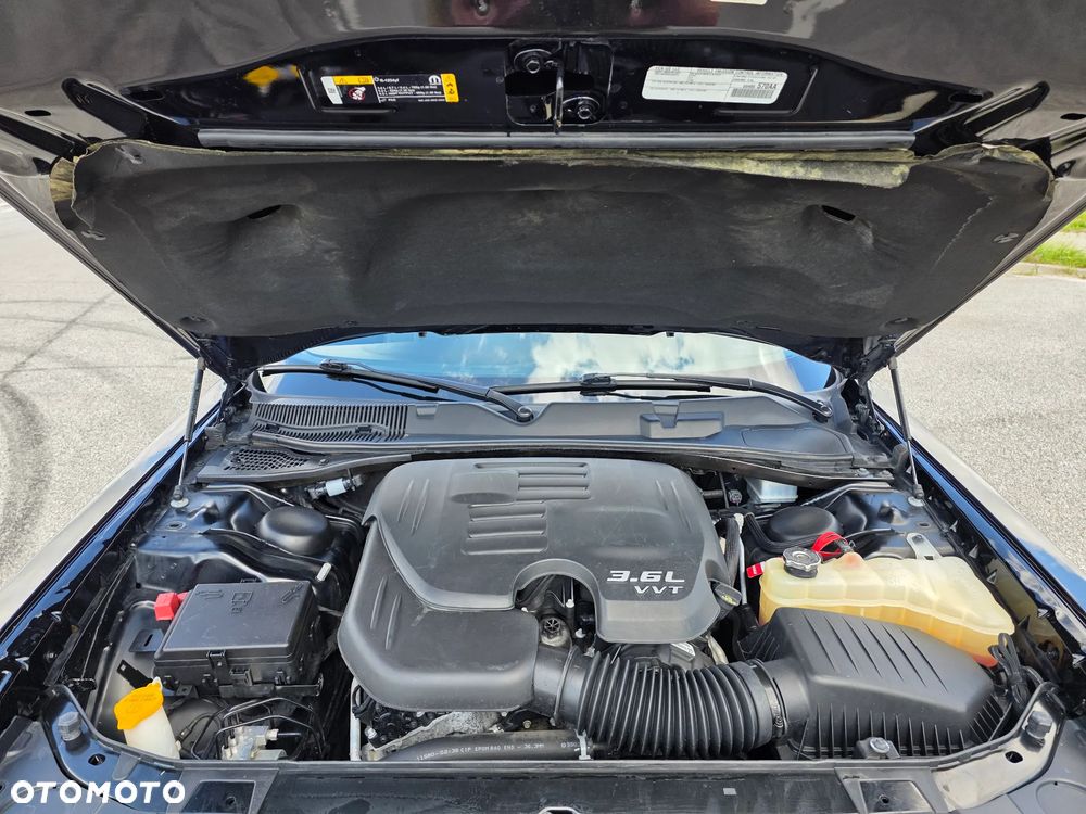 Dodge Challenger 3.6 SXT Plus - 21