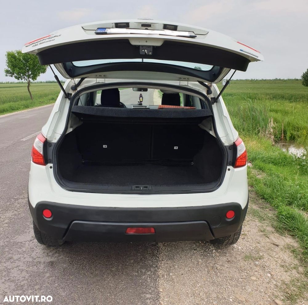Nissan Qashqai - 4
