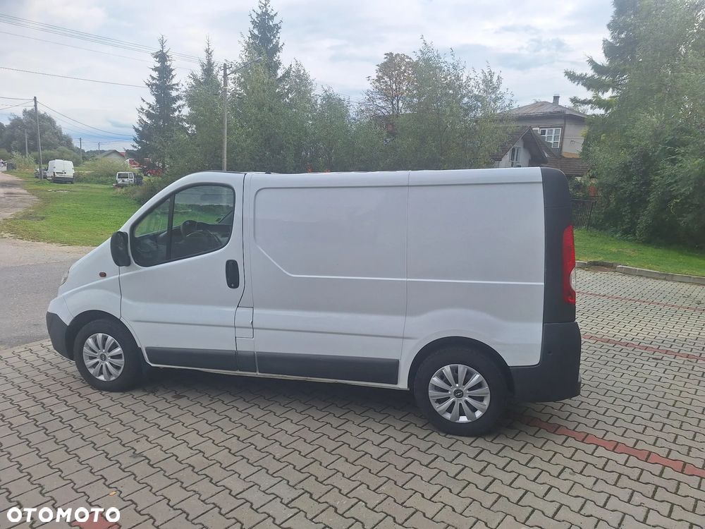 Opel Vivaro - 27