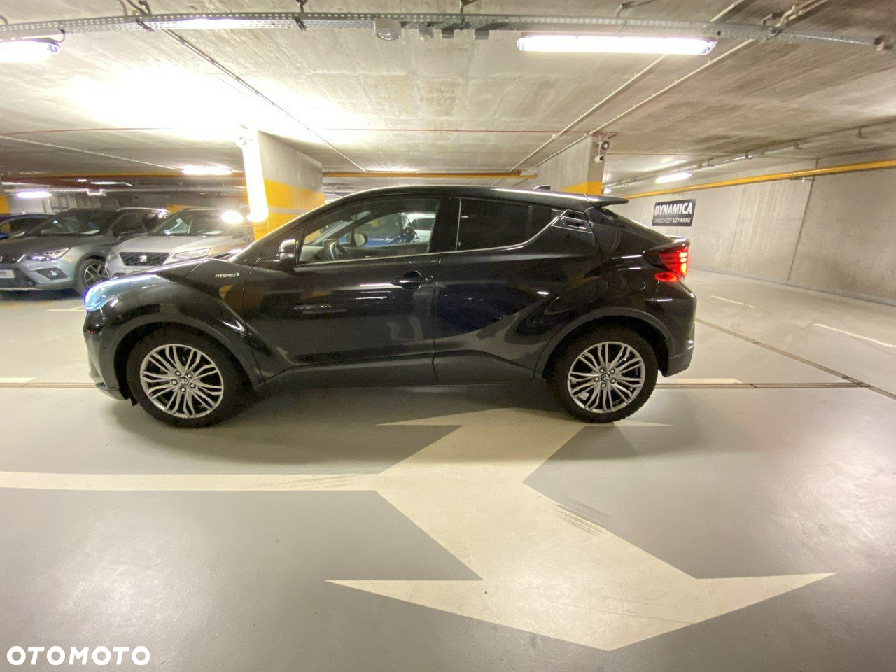 Toyota C-HR - 4