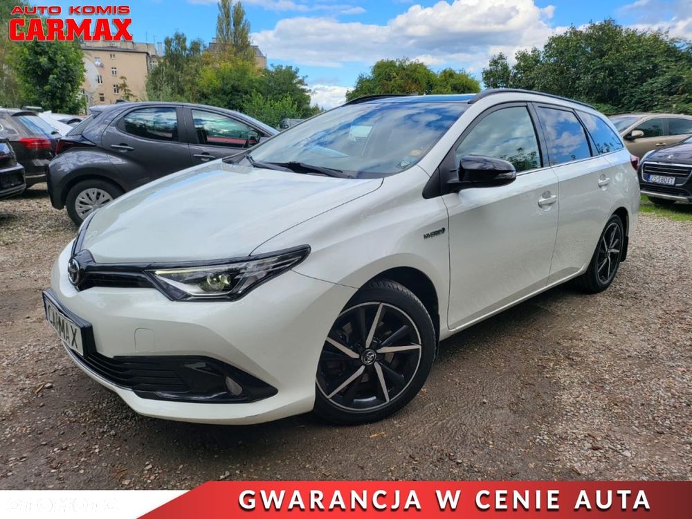 Toyota Auris - 1