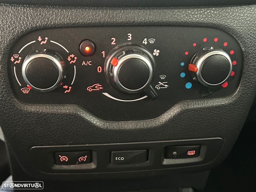 Dacia Lodgy 1.5 dCi Stepway 7L - 29