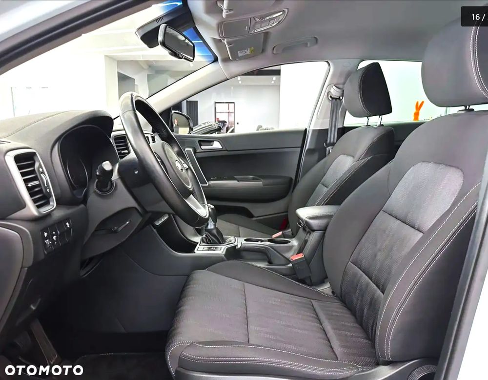 Kia Sportage 1.6 GDI L Business Line 2WD - 22
