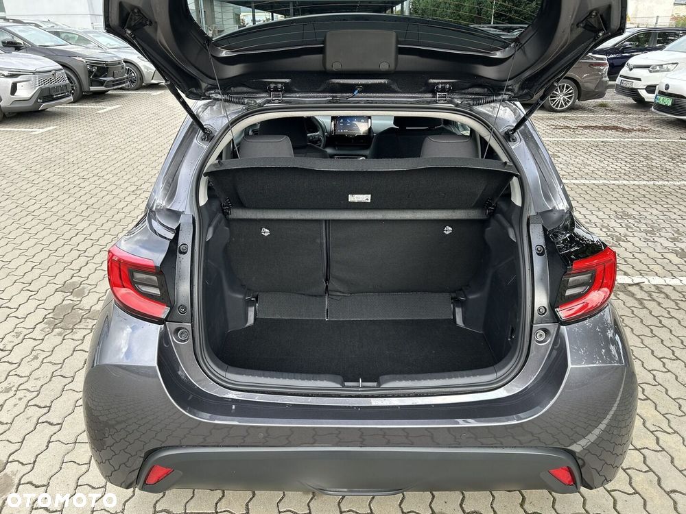 Toyota Yaris Hybrid 1.5 Style - 21
