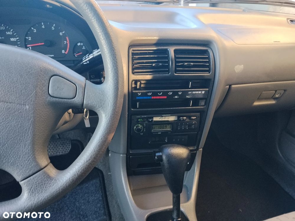 Suzuki Swift ver-1-0-gl - 18