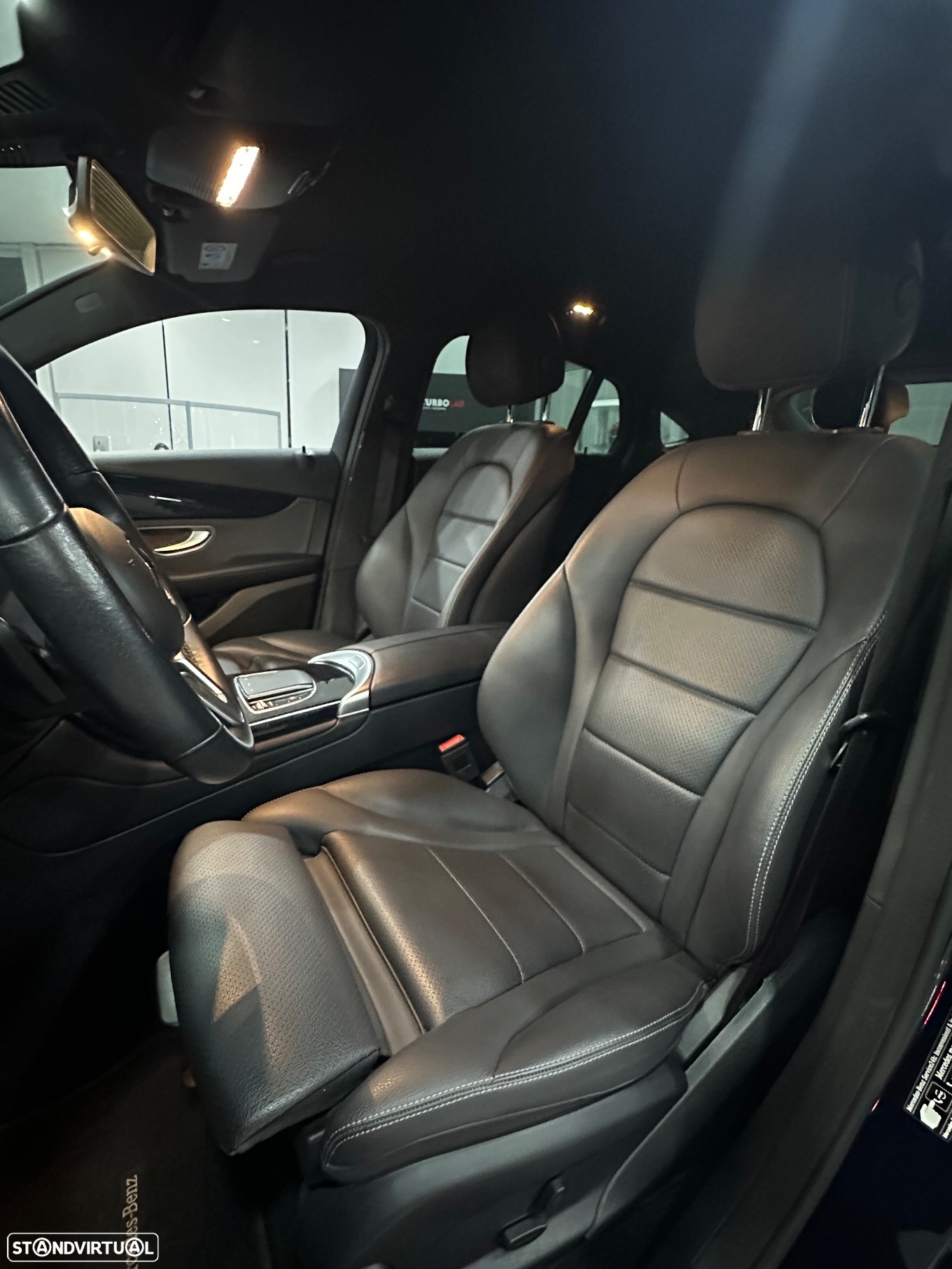 Mercedes-Benz GLC 300 e Coupé 4Matic - 23