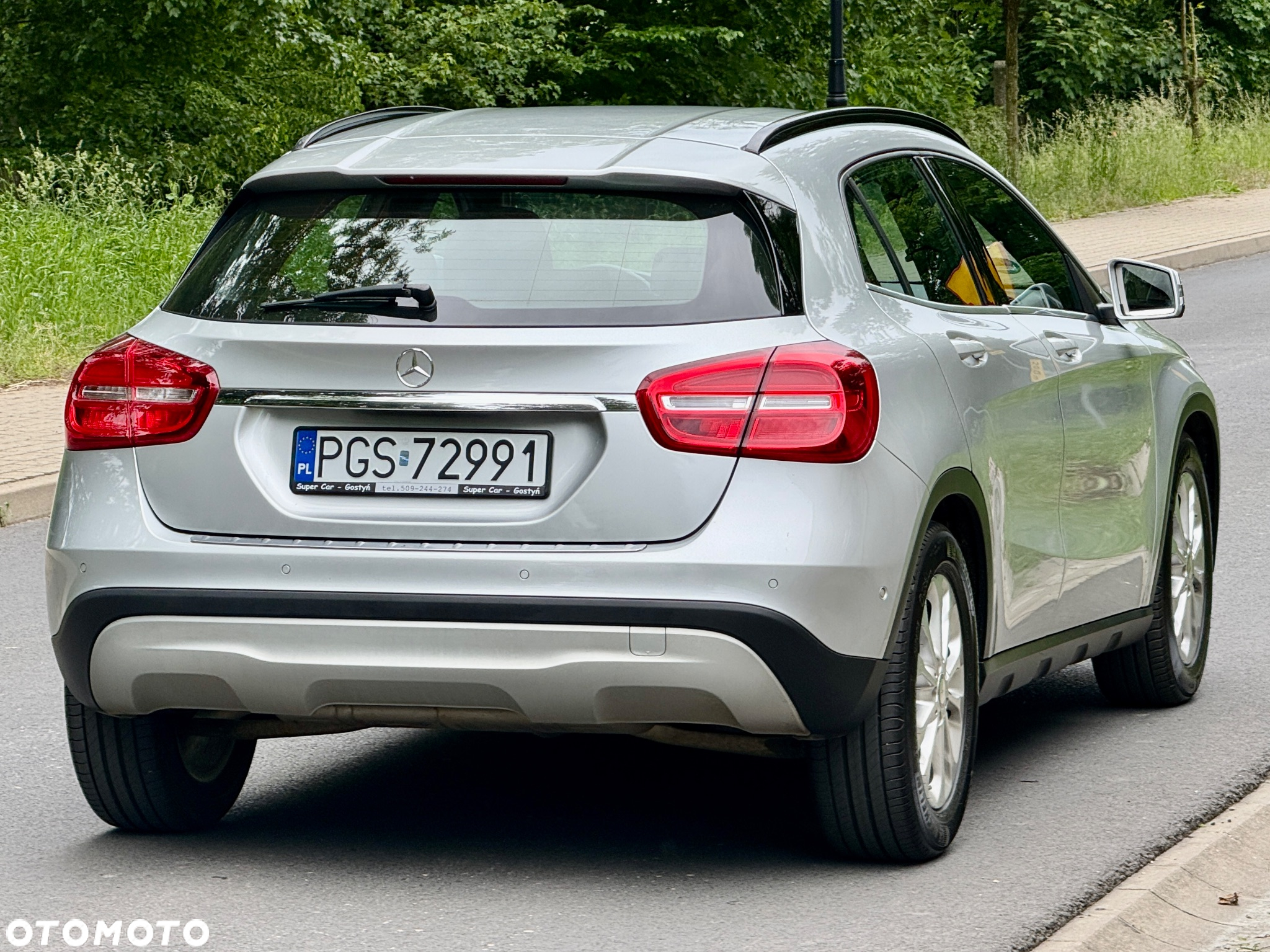 Mercedes-Benz GLA 180 d Style - 4