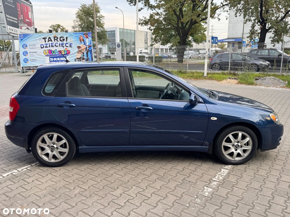 Kia Cerato 2.0 EX - 6