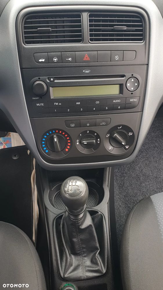 Fiat Punto Evo - 28