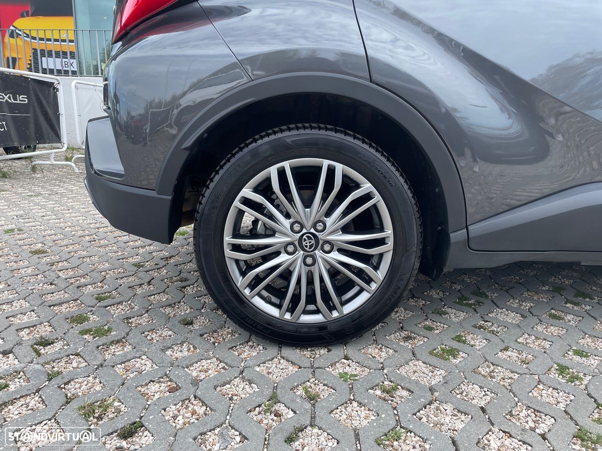 Toyota C-HR - 16