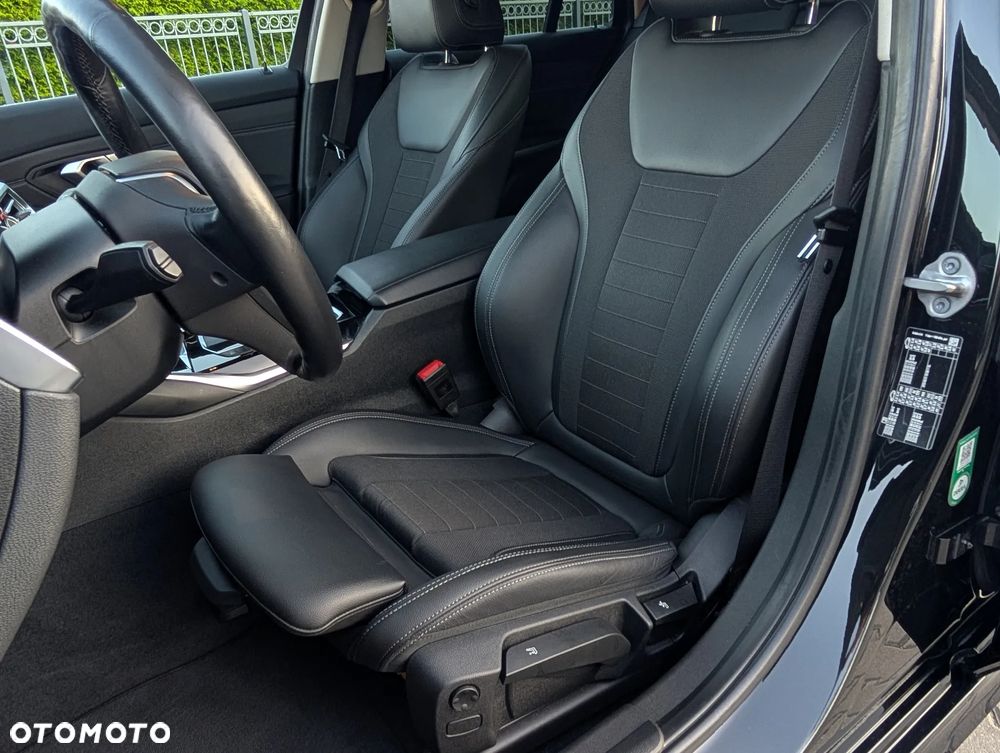 BMW Seria 3 320d MHEV Sport Line - 10