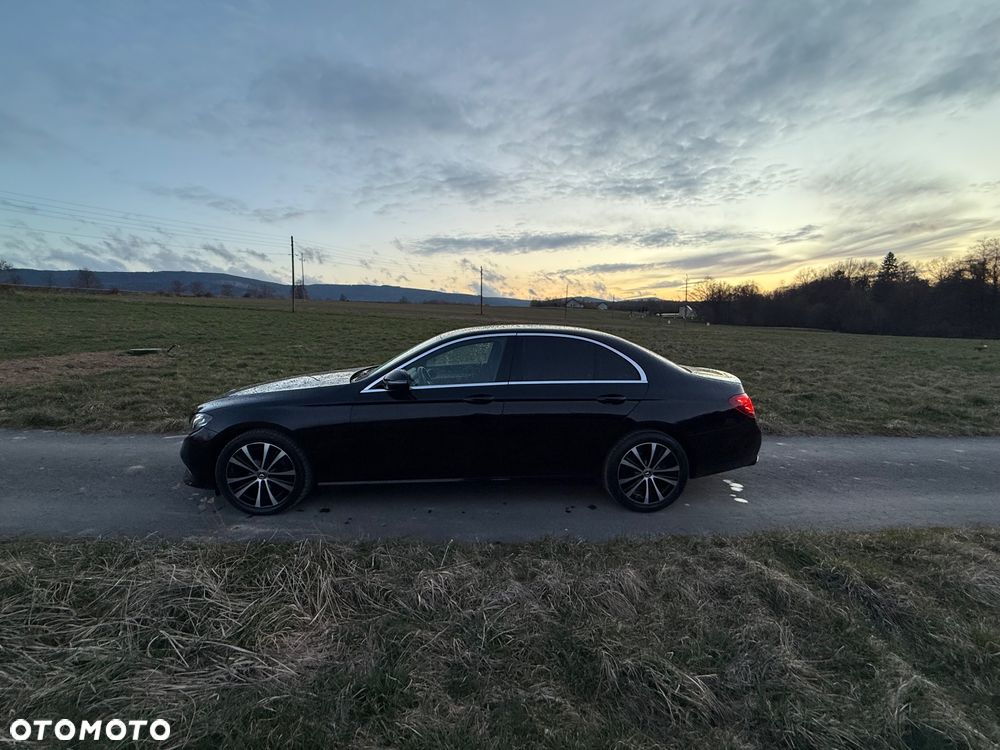 Mercedes-Benz Klasa E 220 d Avantgarde - 10