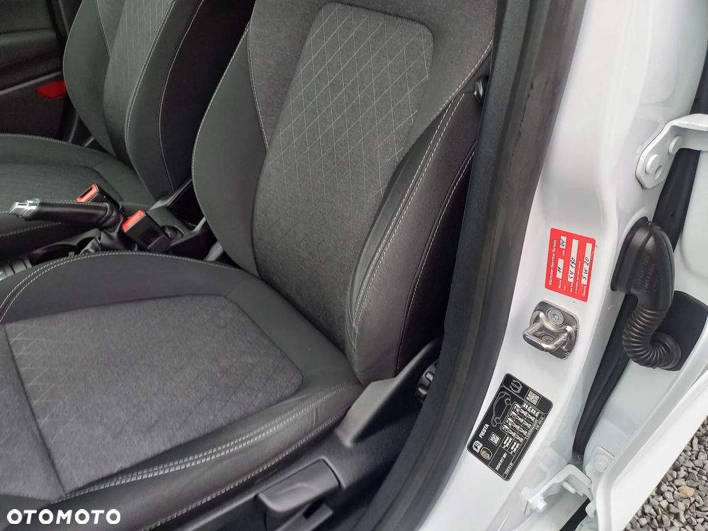 Ford Fiesta 1.0 EcoBoost S&S ACTIVE - 32