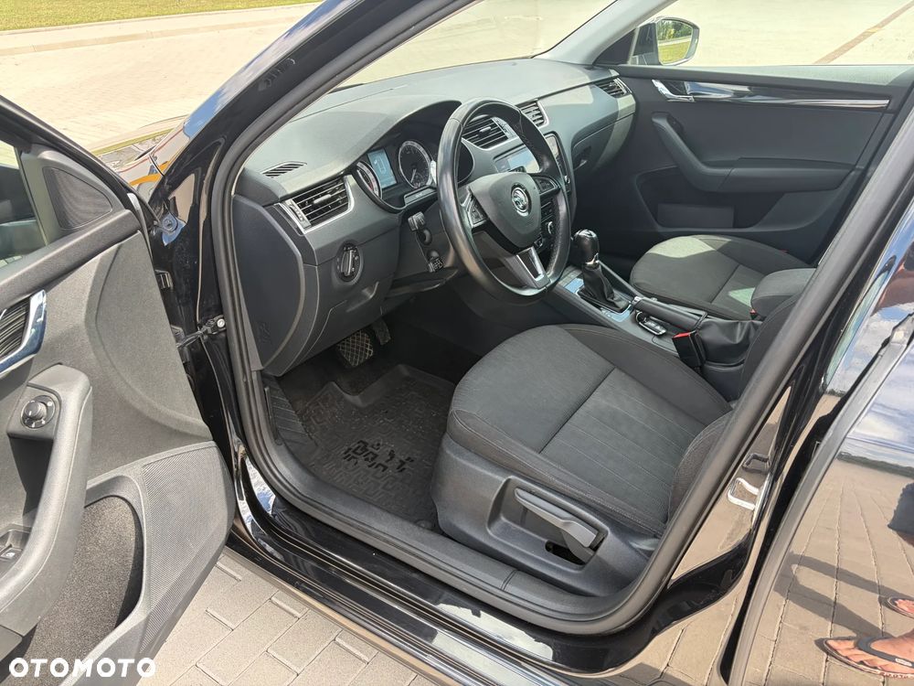Skoda Octavia 2.0 TDI SCR Style DSG - 17