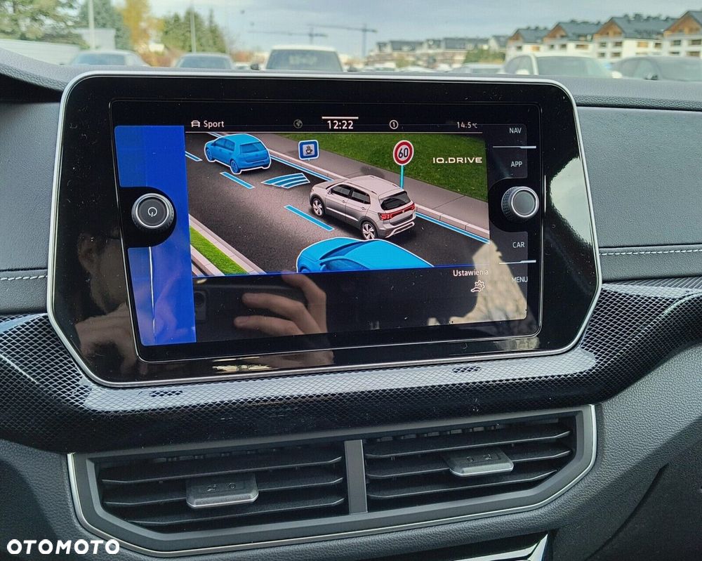 Volkswagen T-Cross - 18