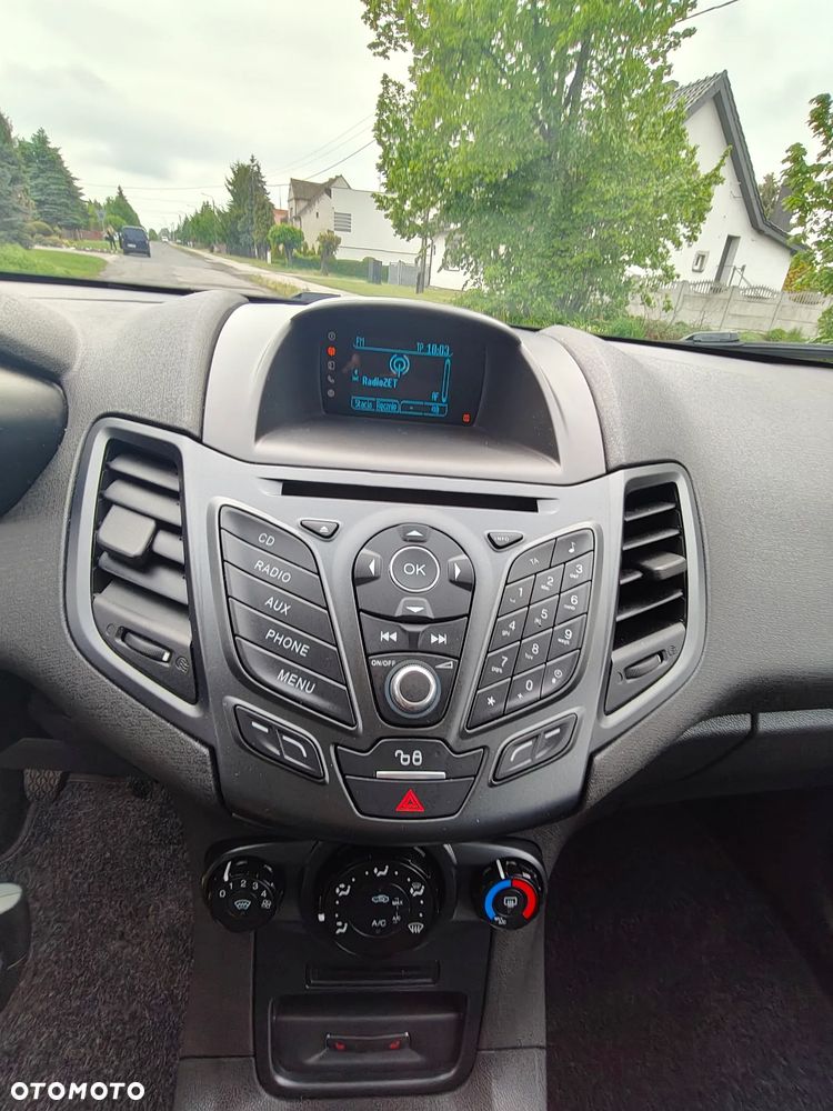 Ford Fiesta 1.25 Silver X (SVP) - 22