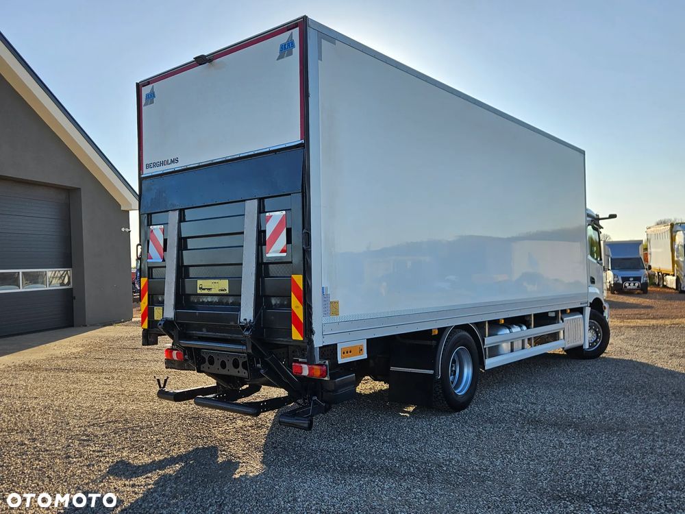 Mercedes-Benz Actros - 25