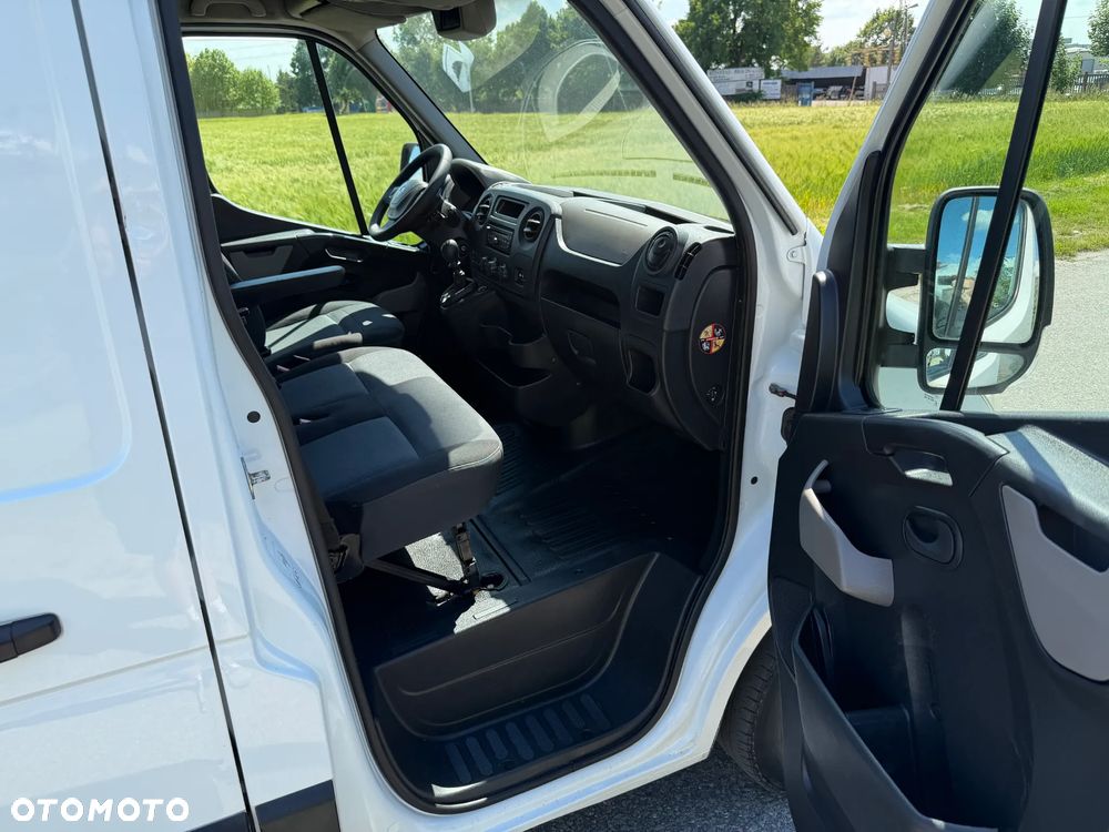 Renault Master * 2.3 / 125KM * L2H2 * Średni / Podwyższany * Furgon / Blaszak * - 31