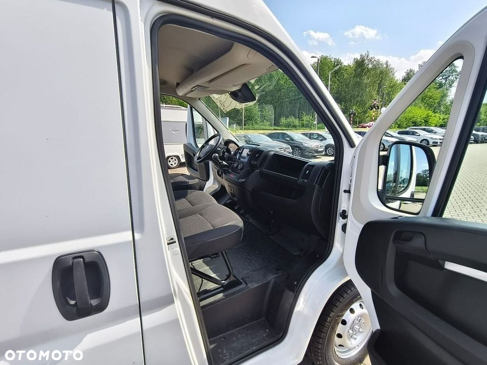 Opel Movano - 11