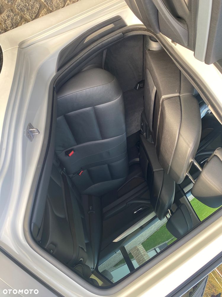 BMW Seria 5 525d xDrive Sport-Aut - 14