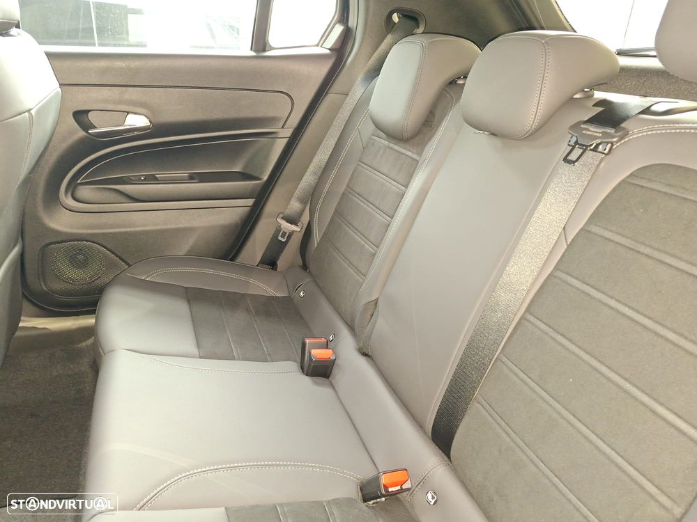 Fiat 600 1.2 Hybrid Sport - 18