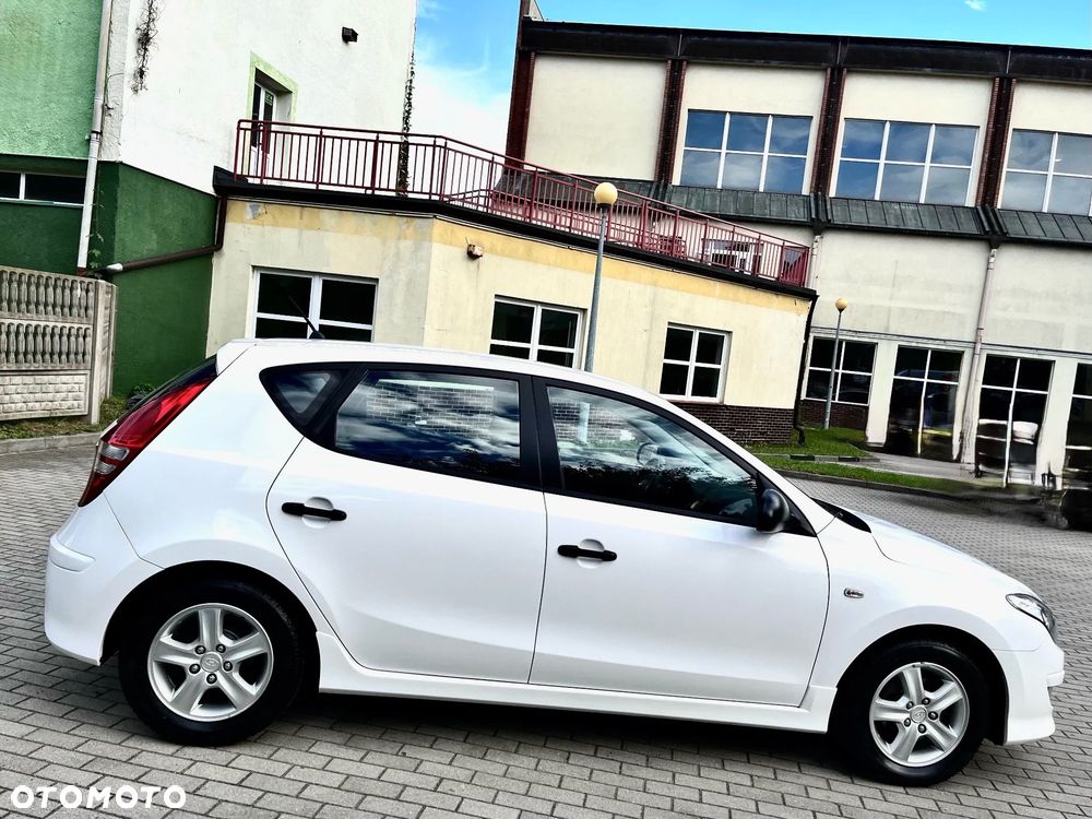 Hyundai i30 1.4 Edition 20 - 8