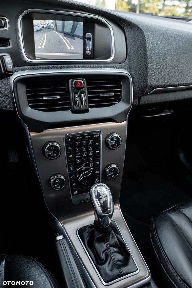 Volvo V40 Cross Country T5 AWD Geartronic Summum - 40