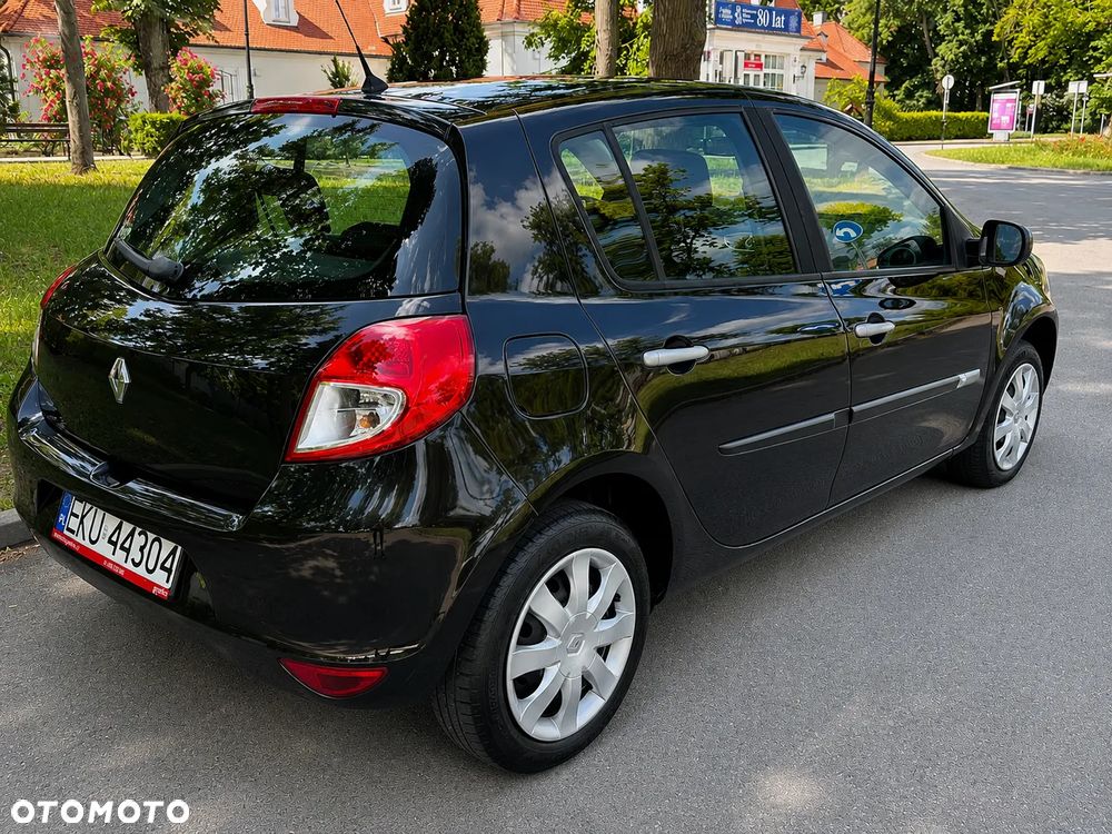 Renault Clio 1.2 16V 75 Expression - 7