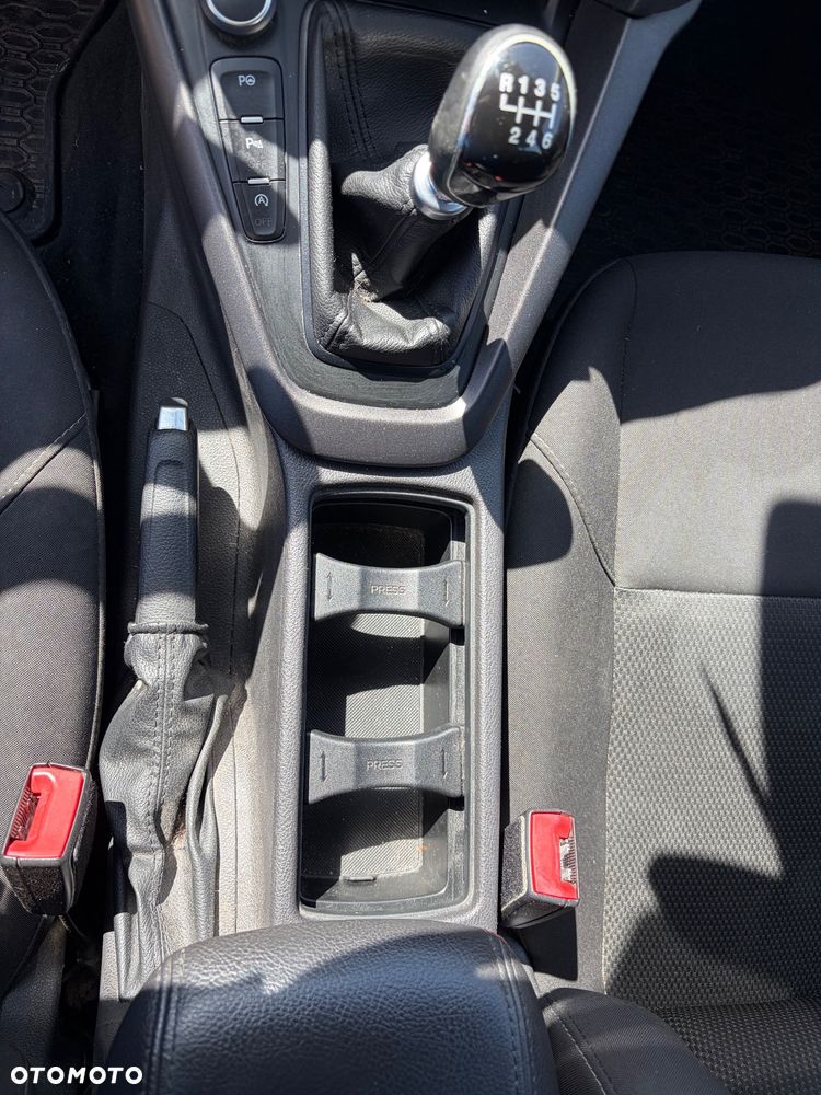 Ford Focus - 12