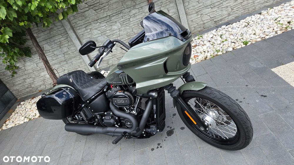Harley-Davidson Softail Street Bob - 14