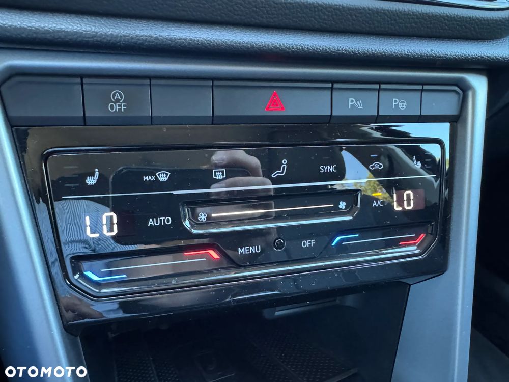 Volkswagen T-Roc 1.5 TSI Life Plus DSG - 24