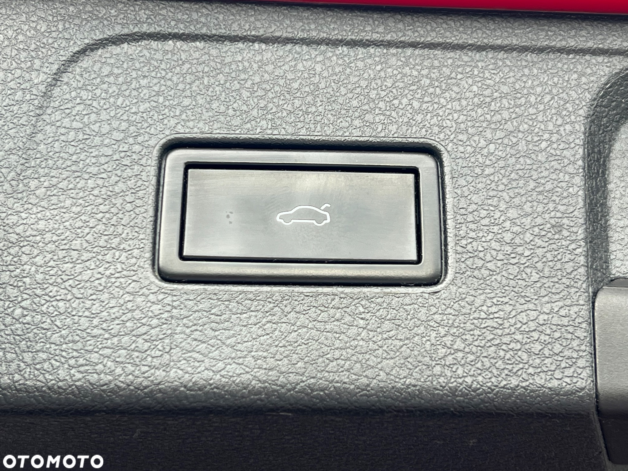 Volkswagen Passat Variant 2.0 TDI SCR DSG (BlueM Tech) Highline - 38