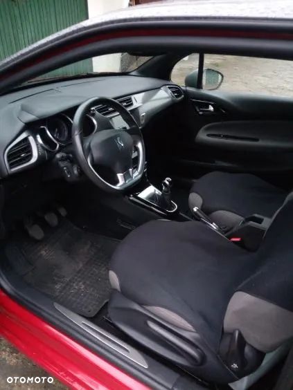 Citroën DS3 PureTech 110 Start & Stop CONNECTED CHIC - 20