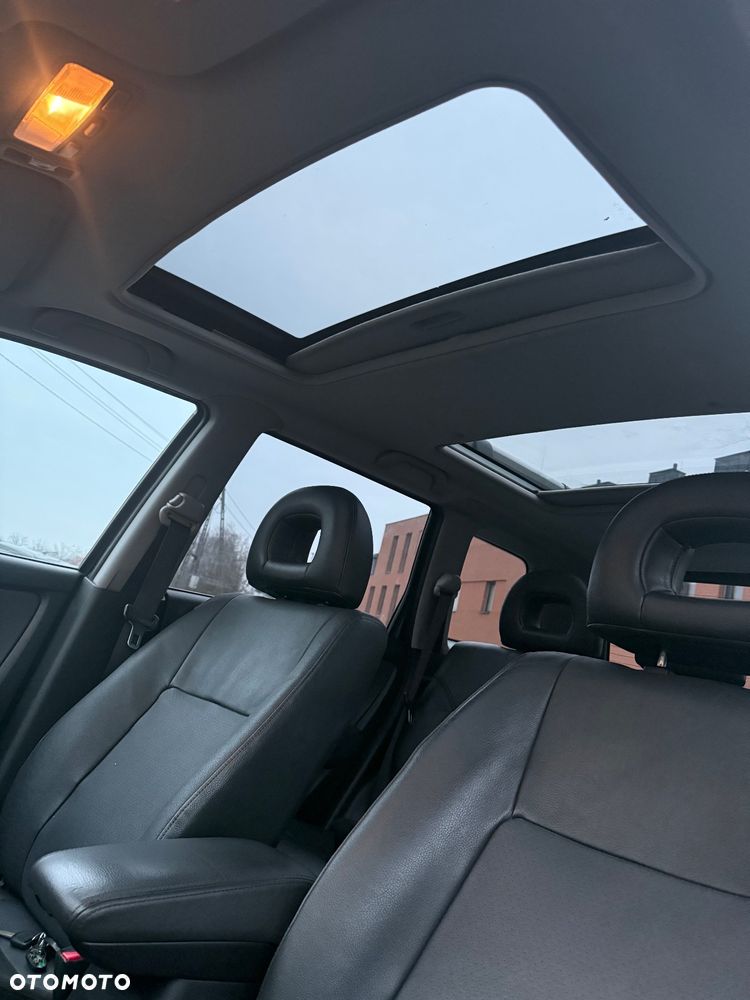 Mitsubishi Outlander 2.0 Comfort 4WD - 14