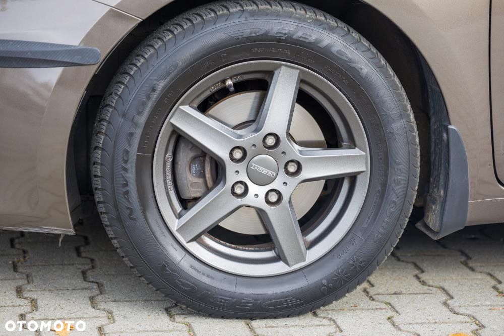 Kia Ceed - 21