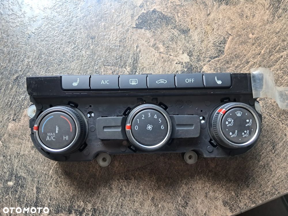 Panel klimatyzacji nawiewu VW Golf VII Arteon 561907426G