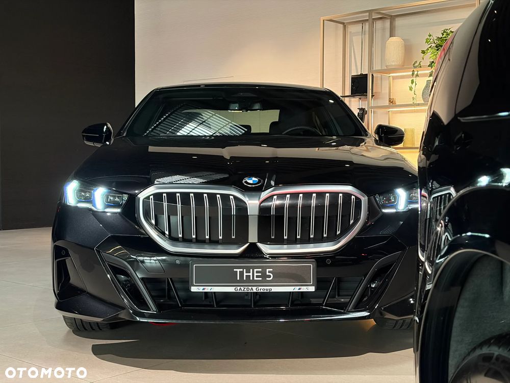 BMW Seria 5 520d mHEV M Sport - 3