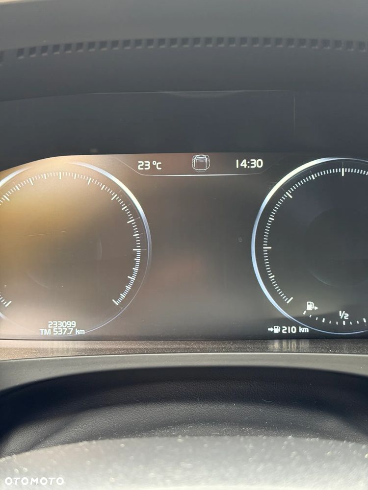 Volvo V90 Cross Country D5 AWD - 14