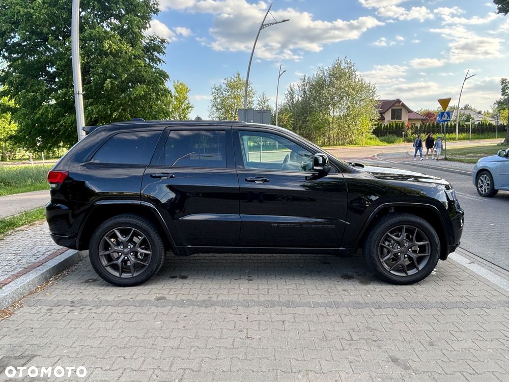 Jeep Grand Cherokee - 2