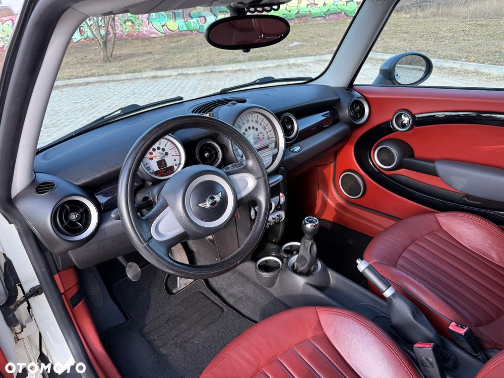 MINI Cooper Standard - 9