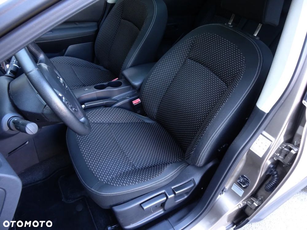 Nissan Qashqai+2 2.0 Tekna - 22