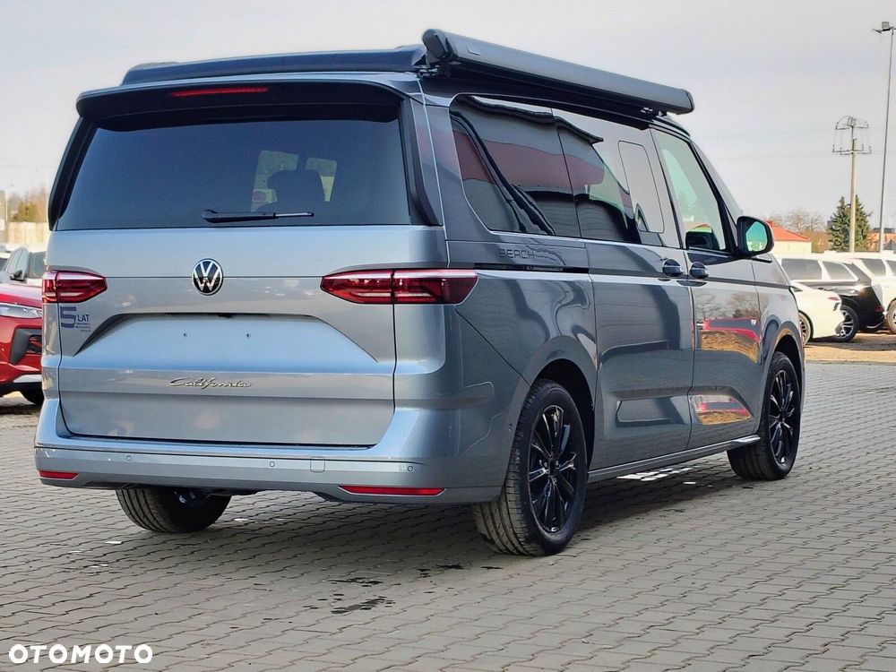 Volkswagen california Nowa California Beach silnik: 2,0 l TDI SCR 150 KM / skrzynia biegów: 7-biegowa DSG rozstaw osi: 3124 mm - 7
