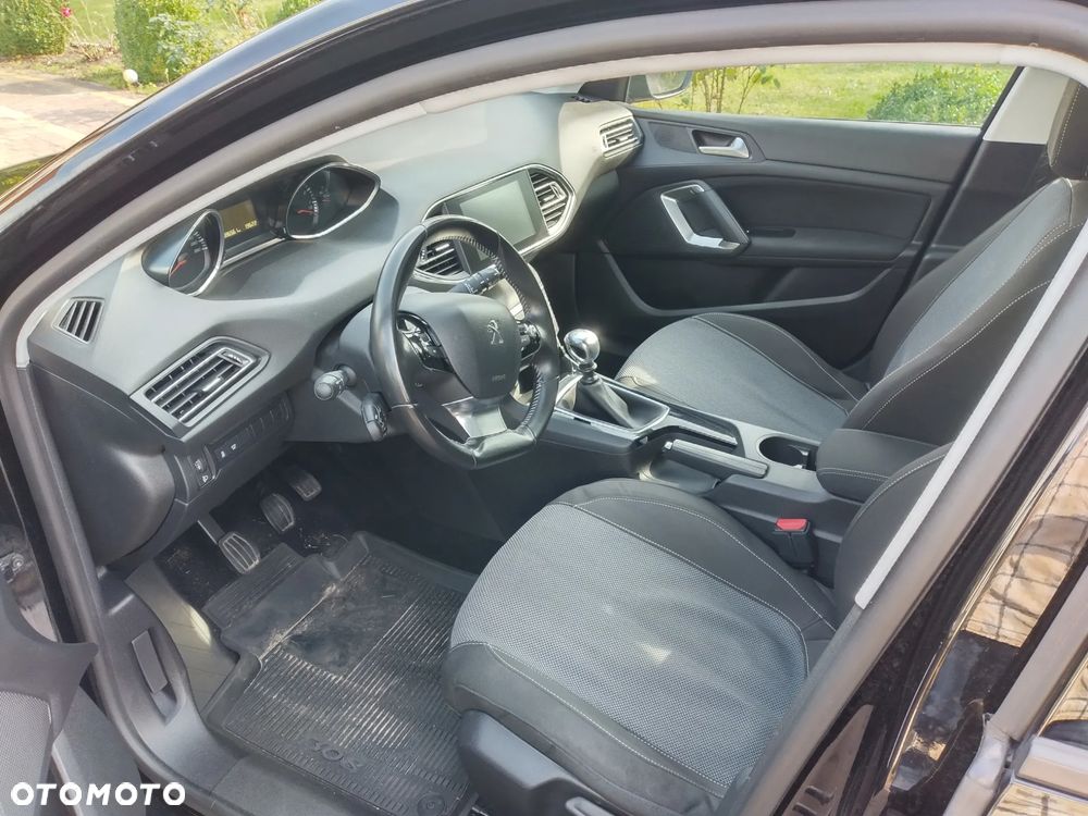 Peugeot 308 - 7