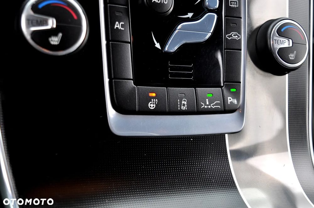 Volvo V60 T5 Geartronic Powershift RDesign - 32